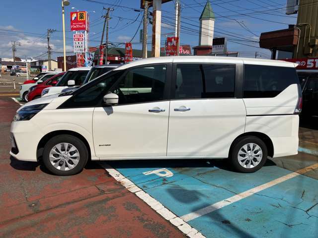 当店の在庫展示車はもちろん、グループ全店の在庫車の中から、ご希望に合ったお車をご提案させて頂きます。