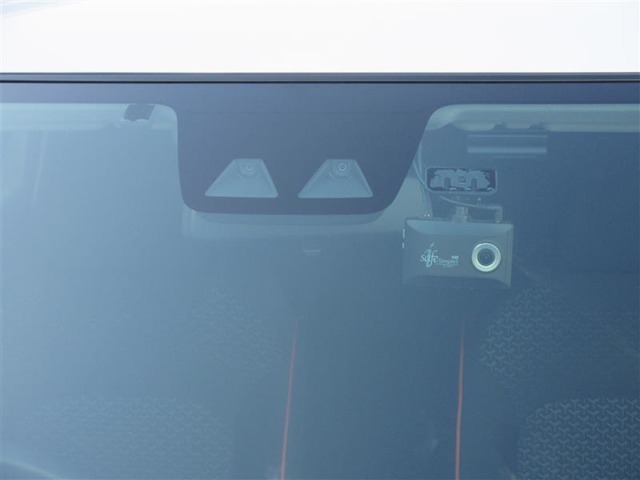 衝突被害の軽減をサポートする機能です。機能には限界があり、いかなる場合も衝突事故等を回避するものではございません。機能を過信せず、常に安全運転を心掛けてください。詳しくは店舗スタッフまで！