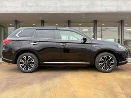 こだわりの厳選車を取り揃えて皆様のご来店・お問い合わせをお待ちしております！専用無料電話：0078-6002-511908までお気軽にお問い合わせ下さい♪商談の際に「カーセンサーを見た」とお伝え下さい♪