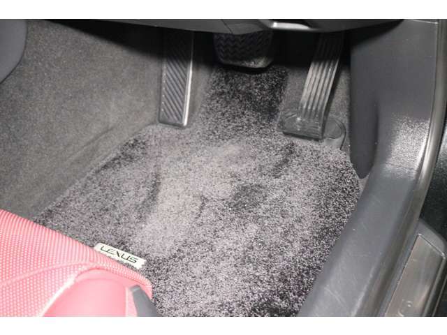 レクサスならではの商品クオリティと、お客様を安心で満たすレクサスのおもてなしを存分に味わっていただけます。