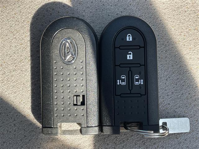 【付属品】『付属品』の画像になります。写真の内容に関してご不明点、ご質問等がございましたらお気軽にガリバー店舗までお問い合わせください。