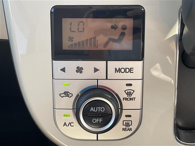 【運転席操作部】『運転席周辺の装備』の画像になります。快適なドライブを楽しむための機能が装備されています！運転席から触れるので使いやすいです！