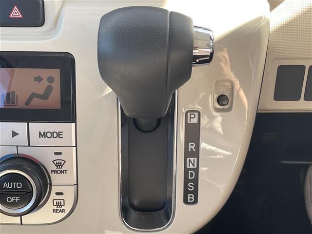 【シフトレバー】『シフトレバー』の画像になります。写真の内容に関してご不明点、ご質問等がございましたらお気軽にガリバー店舗までお問い合わせください。