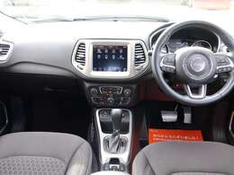 展示してないお車もありますのでご来店の際はご連絡下さい。定休日でもお車を見たい方はご連絡頂ければ展示場に展示しておきます。お問い合わせお待ちしております♪