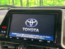 【純正9型ナビ】人気の純正ナビを装備。オーディオ機能も充実しており、Bluetooth接続すればお持ちのスマホやMP3プレイヤーの音楽を再生可能！毎日の運転がさらに楽しくなります！！