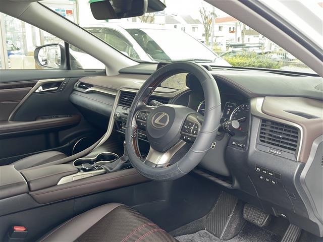 安心の全車保証付き！（※部分保証、国産車は納車後3ヶ月、輸入車は納車後1ヶ月の保証期間となります）。その他長期保証(有償)もご用意しております！※長期保証を付帯できる車両には条件がございます。