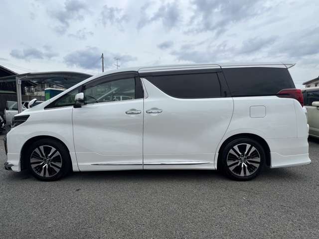 掲載車両以外にも在庫がたくさん！カーセンサーで希望の車両が見つからなくてもぜひお問い合わせ下さい。お電話でもかまいません。販売スタッフが全力でご希望のお車をお探しいたします！