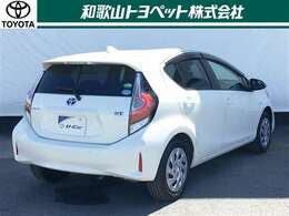 リフレッシュクリーニング「爽・快・車」施工！和歌ル山トヨペットの専門のスタッフが、独自の技術で一台一台丁寧に、内外装の清掃や除菌抗菌。下廻りやエンジンルームなど普段見えないところもキレイに仕上げます！