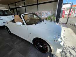 お車に関することは、全て当店にお任せください！新車・中古車販売はもちろん、車検、点検・修理、板金塗装、自動車保険等・トータルサポート致します！！