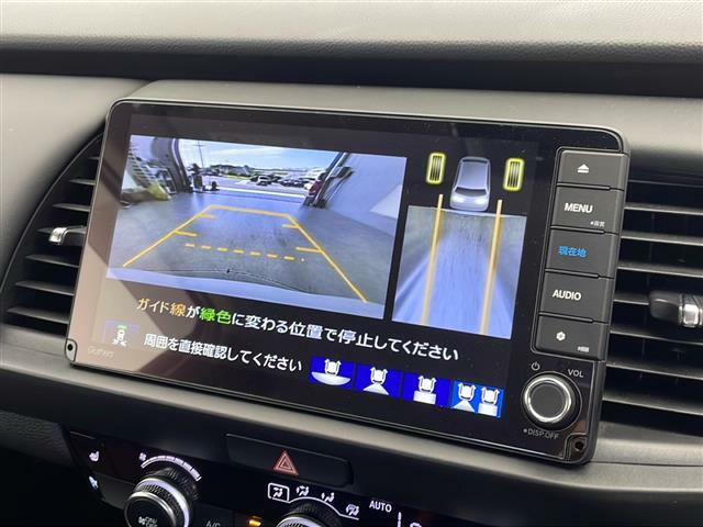 【バックカメラ】便利なバックカメラ装備で安全確認を頂けます。駐車が苦手な方にもオススメな便利機能です