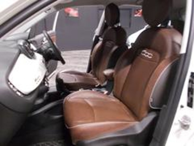革シート状態に目立つダメージなくきれいです！シートヒーター！電動シート！