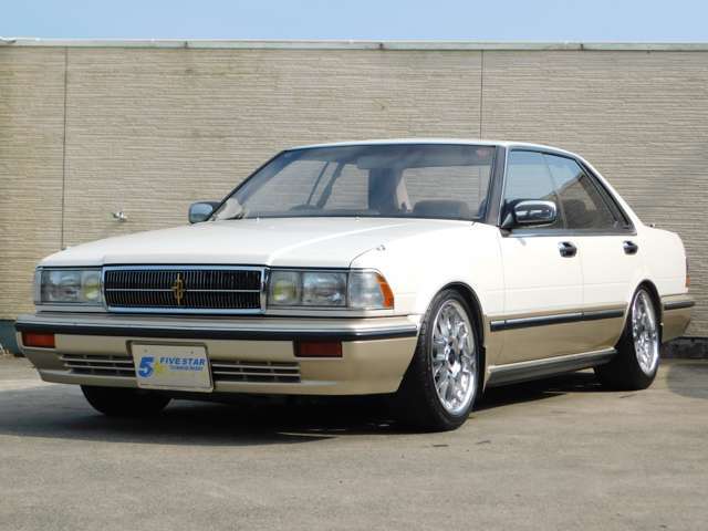日産セドリックV20ツインカムターボグランツーリスモSV トミーテック 1/43 トミーテック 日産 セドリック ハードトップ V20 ツインカム