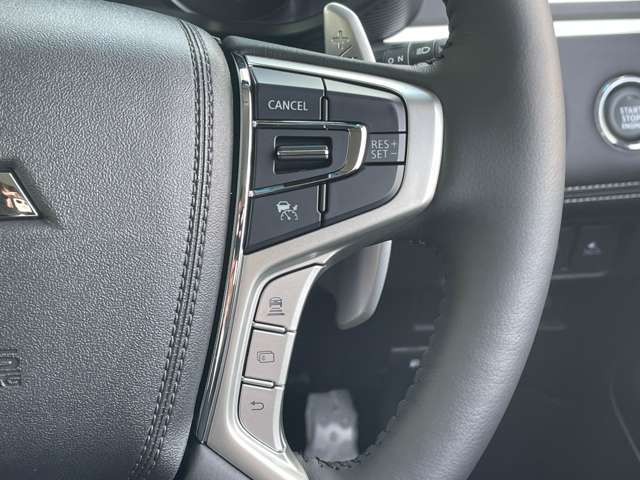 ◆【レーダークルーズコントロール（ACC）[全車速追従機能付]】設定した車速を上限に、先行車の加減速に合わせて車間を保ちます！機能には限界があるためご注意ください。
