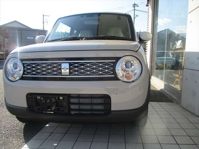 【安さの理由】当店の在庫車両の大半が当社しかできない特別な方法にて仕入れをしております！さらに仕入れは大量仕入方式を採用しておりますので、さらなるコストダウンを実現！お買い得価格でご購入頂けます！