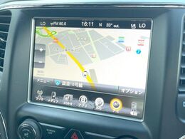 ●Jepp純正ナビ:一体感のあるナビは、高級感ある車内を演出してくれます。Bluetooth再生などオーディオ機能も充実しておりますので、運転もより楽しめます♪
