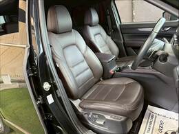 純正 ブラウンレザーシートを装備！高級感が溢れています！