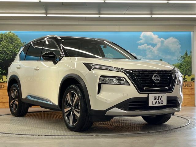大好評のボディコーティング「弾スプラッシュコート」もご納車までに施工可能。通常のガラスコートと異なる、耐久年数6年の無機質ガラスコーティングが、ボディをキレイな状態に保ってくれます。