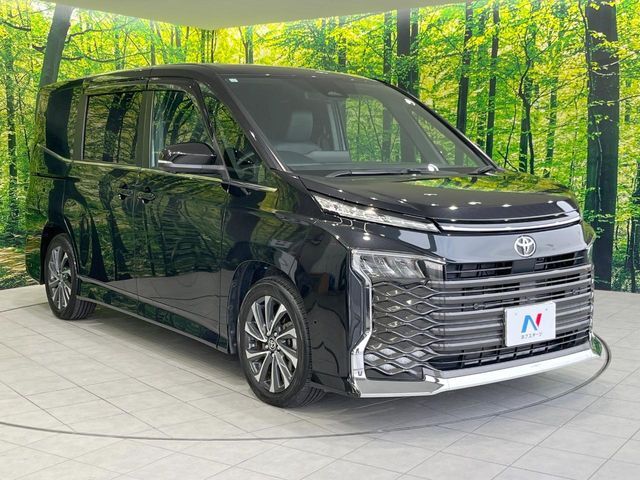 高透明度のガラス皮膜で撥水はもちろん、上質なツヤ・光沢を実現。紫外線や酸性雨から大切な愛車を保護し、色あせ・劣化を防止。「弾スプラッシュコート」、「弾プリミッサコート」からお選びいただけます。