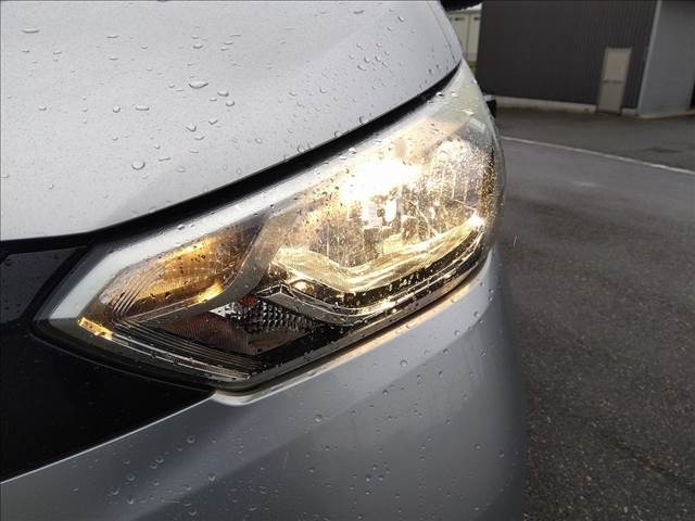 自動車保険の事ならフェニックスにお任せ♪◆保険専門部署があるから安心！◆事故・修理の相談、各種保険手続きは土日でもお電話がつながるので万が一の時でもすぐに対応させて頂きます！