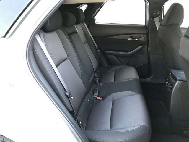 【車内ルームクリーニング済】展示前に内装・外装をプロがしっかりとクリーニングしております。