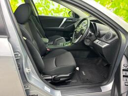 「この車の写真をもっと見たい」「状態が気になる」「この装備はついている？」どんな小さな疑問でもお気軽にお問い合わせください！