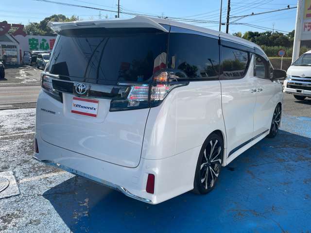 Wサンルーフ☆モデリスタエアロ＆20インチAW☆11インチフルセグナビ☆大型フリップダウンモニタ☆Bカメラ☆ETC☆ドラレコ☆Wパワスラ☆電動リアゲート☆ハーフレザーシート☆オットマン☆100V電源☆