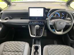 お車を安心してお乗りいただく為には、足回りの定期点検が欠かせません。サービスサポート（有償保証）では無料点検もご提供しており、安心のカーライフをお過ごしいただけるサポート体制が整っています。