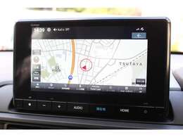 ホンダ純正メモリーナビLXM-245ZFEi搭載！初めての場所でも安心ですね！