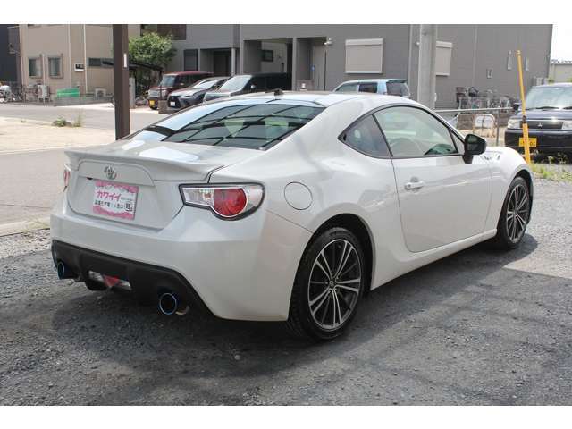 【販売エリア】全国どこでも登録から納車まで可能です！お気軽にご相談ください！また、東北地域のエリアからの仕入れは行っていないため融雪剤や下回りの錆なども比較的ありませんのでご安心ください。