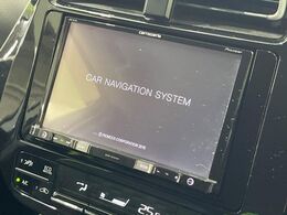 【8インチナビゲーション】目的地までしっかり案内してくれる使いやすいナビ。Bluetooth接続すればお持ちのスマホやMP3プレイヤーの音楽を再生可能！毎日の運転がさらに楽しくなります！！