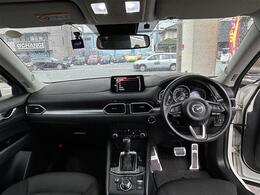 全方位で視界が広く、高い目線で運転もしやすいです！