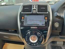 センターパネル　純正ナビ　オートエアコン　プッシュスタートスイッチ