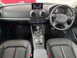Audiのインテリアはエクステリア同様、優れたデザイン性とクオリティ、そして機能性を兼ね備えております。