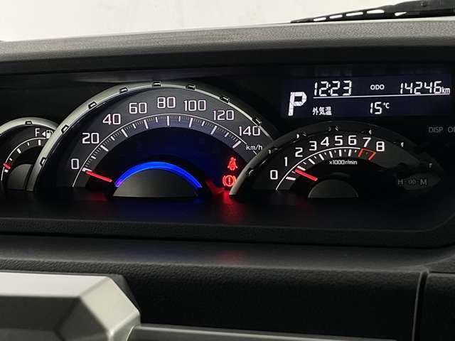 当店ではほぼ全てのお車を全国各地のオートオークションから仕入れております。その際、メーター改ざん等の検査も行われ、問題の無い車両のみ入庫していますのでご安心下さい☆