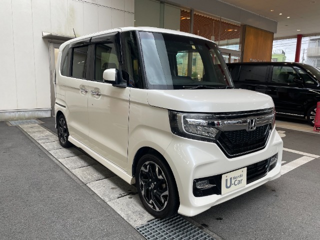 分割払いは、当店扱いのホンダファイナンスが便利です。運転免許証があればその場で審査可能です。なお且つ、通帳と銀行印があればその場で申し込み可能！手軽で簡単なホンダクレジット、オススメです！
