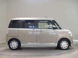 広々とした車内空間に優れた燃費性能。更にデザインも上質で人気のお車です！