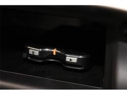 大好評のボディコーティング「ハイモースコート」もご納車までに施工可能。雨染みや線傷など中古車だからと諦めていませんか？ピカピカの状態でお乗り出しいただけます。