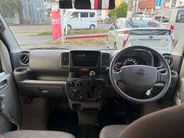 陸運局認証の自社工場にて法定整備を実施致します。