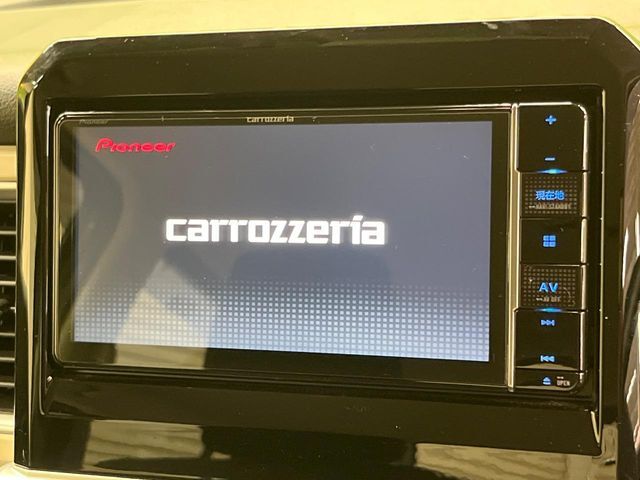 【ナビゲーション】目的地までしっかり案内してくれる使いやすいナビ。Bluetooth接続すればお持ちのスマホやMP3プレイヤーの音楽を再生可能！毎日の運転がさらに楽しくなります！！