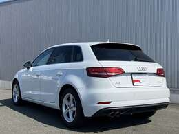 Audiが考えるタイムレスなデザインとは、長い年月を経ても美しく魅力的であり続ける。それはつまり、シンプルなデザインであるとAudiは考えています。