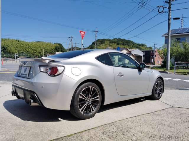 自信を持って良い車両をお客様にご提案させて頂きます！購入後のアフターサービスもお任せ下さい！