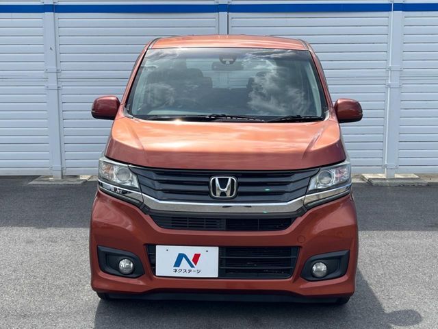 弊社では、全車『修復歴なし』のお車のみ取り扱っております。専任バイヤーによる厳選した仕入れの後、入庫後の車両チェックを行い、ネクステージが認定した高品質な中古車をご提供しております。