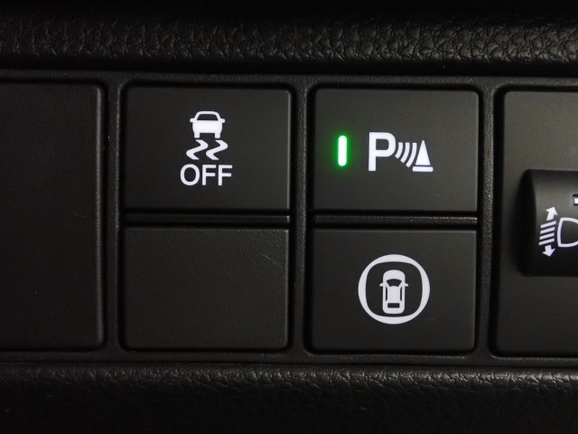 ◆東海地区最大級の展示場に自社整備工場完備で安心♪三重県でホンダ車をお探しならU-Select鈴鹿へご用命ください♪お問い合わせは　TEL　059-378-7717　へお気軽にお問い合わせください◆