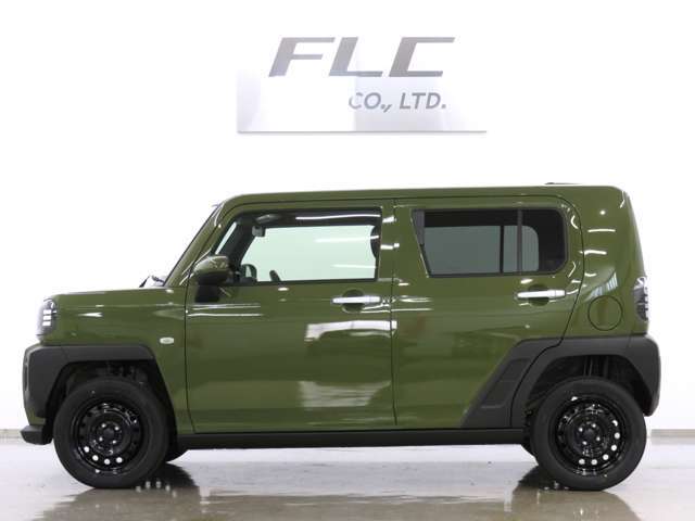 ボディカラーは フォレストカーキメタリック (G63)です。