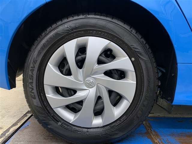 175/70R14インチ　　純正フルホイールキャップ