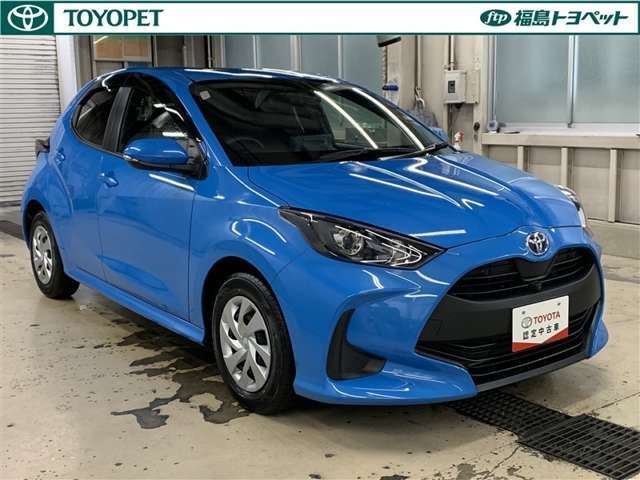 「中古車ハイブリッド保証」付き。ハイブリッド機構を無償で保証します。保証期間は、初度登録年月から10年目まで、またはロングラン保証が終わってから3年間。ただし累計走行距離が20万km以内です。