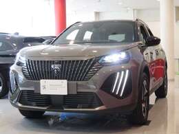 アクティブクルーズコントロール付き。前方車両の速度・距離を検知し車間距離を一定に保ち走行します。