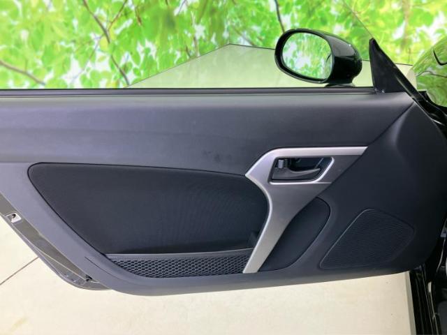 WECARSでは各商談席に大型モニターをご用意しております！見やすい大画面でゆったりと全国の在庫をご覧いただけます！是非ご来店お待ちしております！