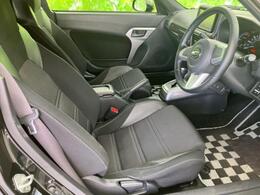 「この車の写真をもっと見たい」「状態が気になる」「この装備はついている？」どんな小さな疑問でもお気軽にお問い合わせください！