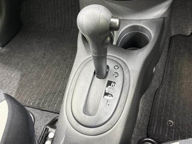 国産車から輸入車まで多様なお客様のニーズのお応えできるように、全国規模で豊富な在庫展開！車のことならWECARSへ！